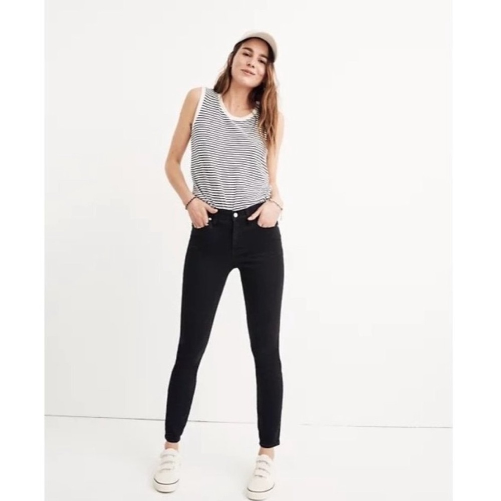 Madewell 9" High Rise Skinny Jeans in Lunar Wash